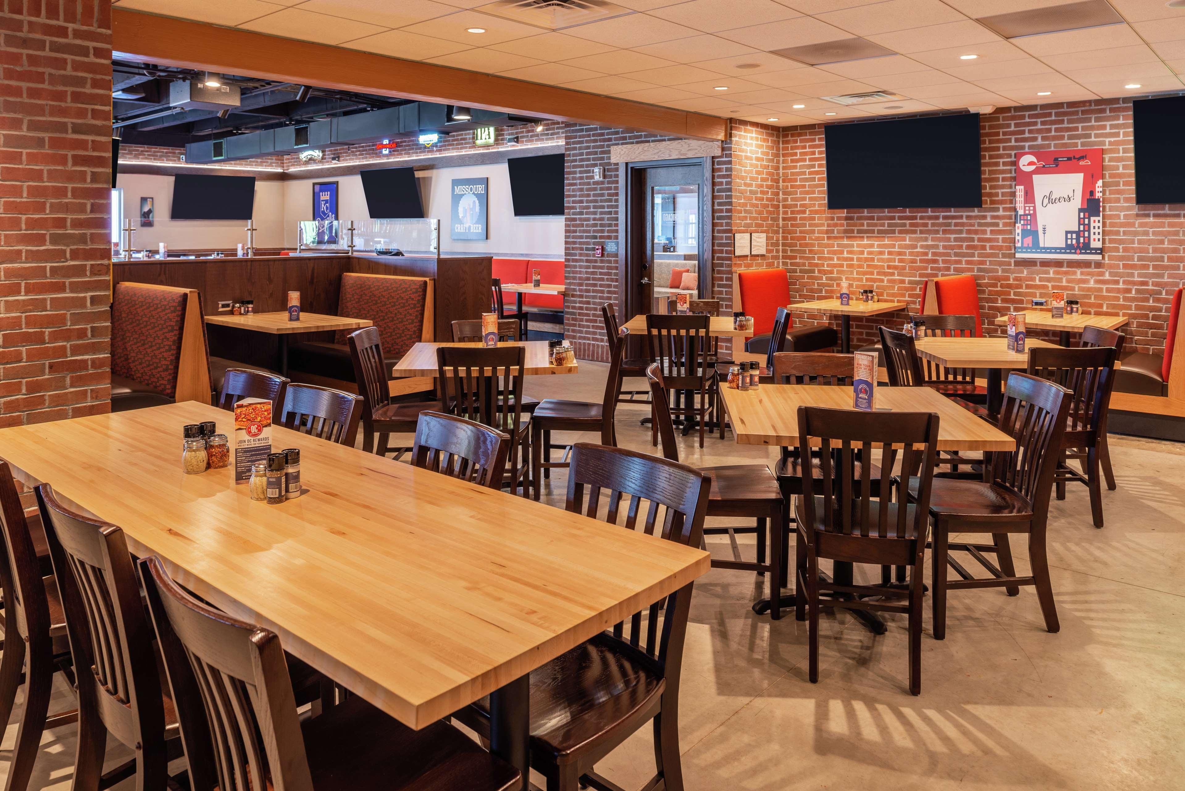 Hilton Garden Inn Kansas City Airport Mo Екстериор снимка